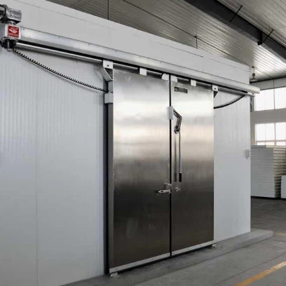 Изолационна врата на хладилния склад